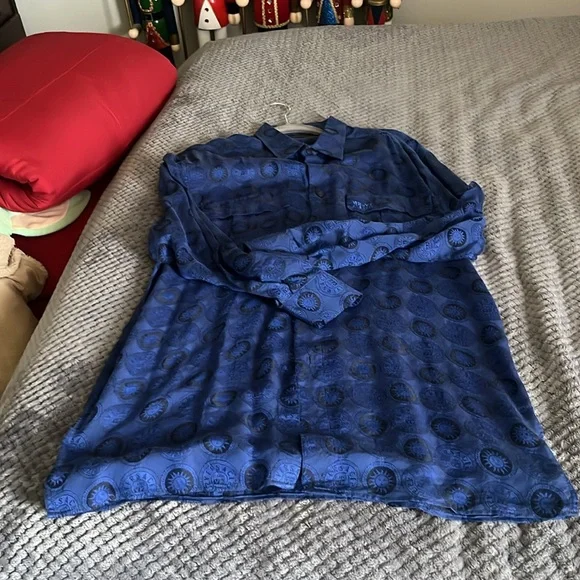 shirt - Picture 6 of 6